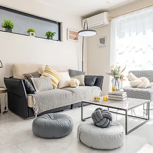 Villa 桜の川18 5 Minutes Htsudai Station, 1 Minute Train To Shinjuku, 120㎡ Villa, Four Bedrooms, Tokyo